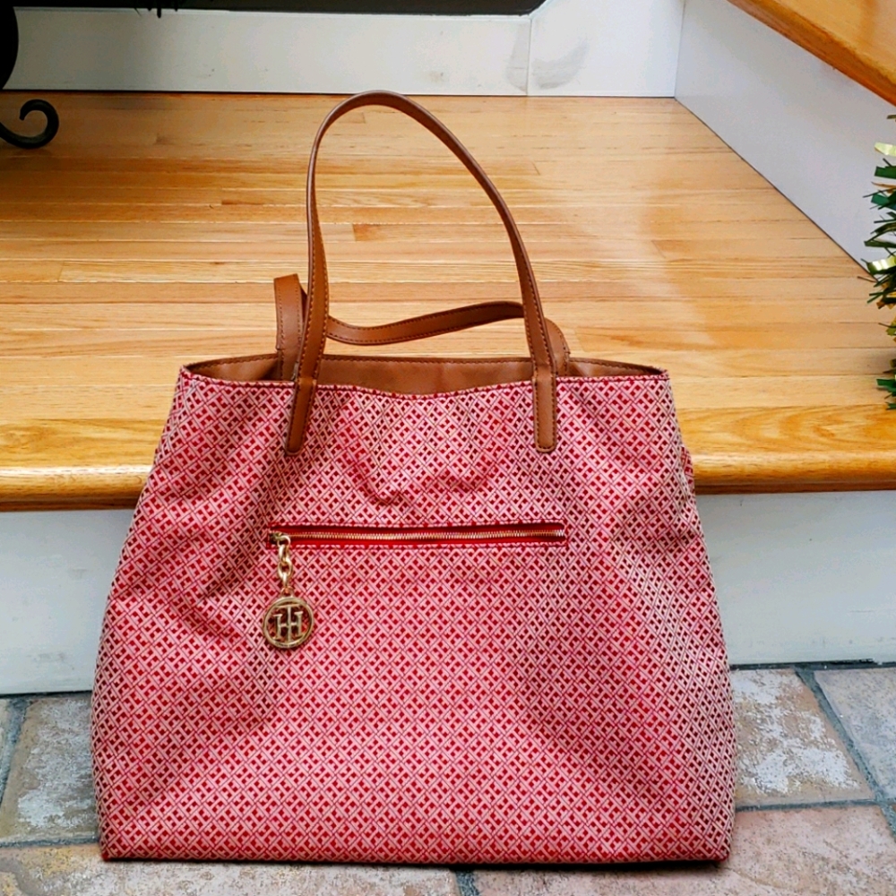 Tommy Hilfiger pocketbook